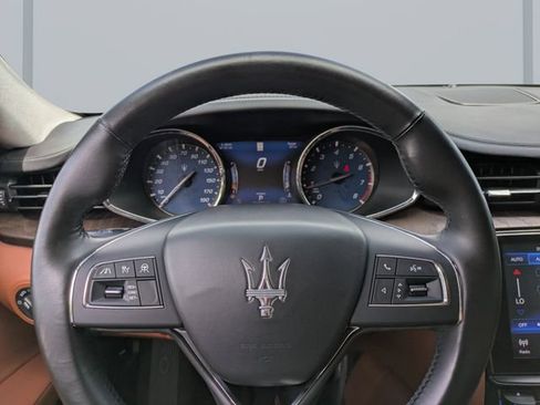 Used 2019 Maserati Quattroporte S RWD image 30