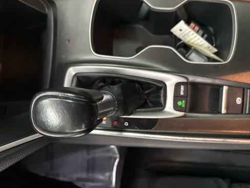 Used 2019 Honda Accord Sport image 18