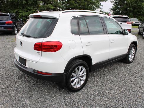 Used 2017 Volkswagen Tiguan Wolfsburg Edition AWD/4WD image 7