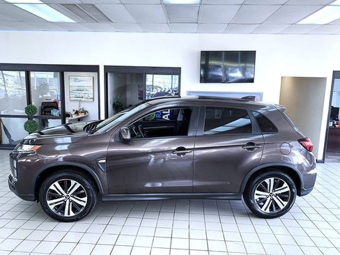 Used 2020 Mitsubishi Outlander Sport ES FWD image 2