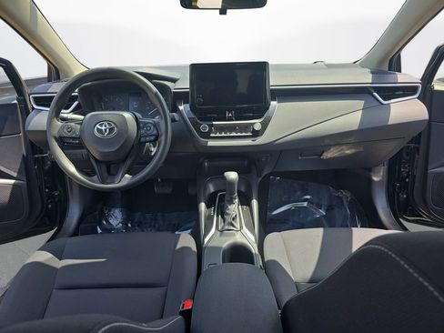 Used 2023 Toyota Corolla LE FWD image 9