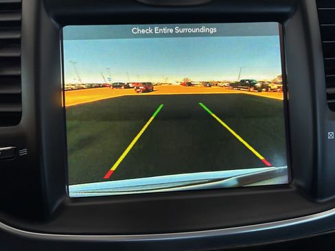 Used 2019 Chrysler 300 Limited image 18