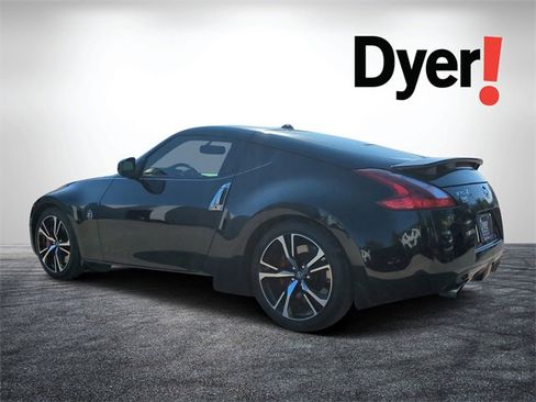 Used 2020 Nissan 370Z Touring Sport image 6