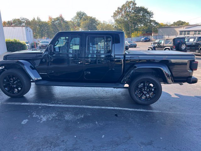 Used 2021 Jeep Gladiator Overland AWD/4WD image 11