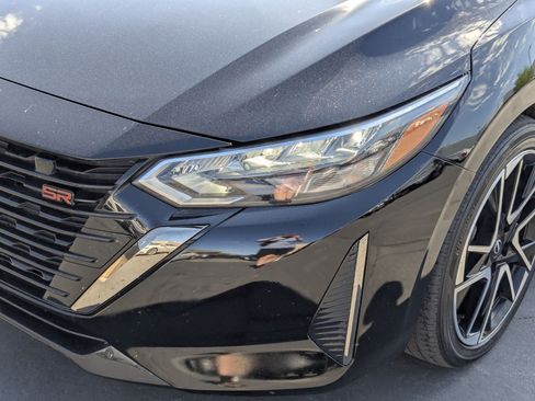 Used 2024 Nissan Sentra SR FWD image 12