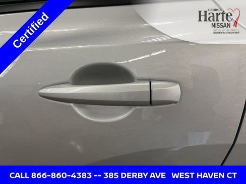 Certified 2023 Nissan Rogue SV w/ SV Premium B Package AWD/4WD image 16