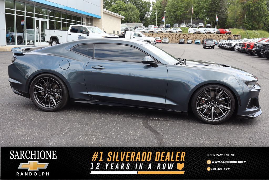 Used 2022 Chevrolet Camaro ZL1 RWD image 1