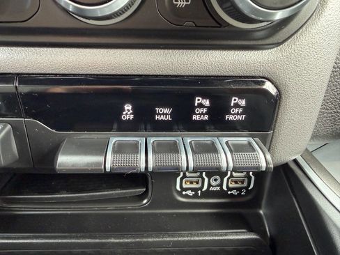 Used 2022 RAM 1500 Big Horn image 35