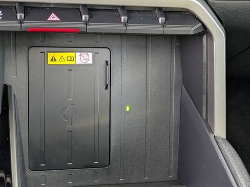 Used 2023 Toyota Tundra Limited image 18