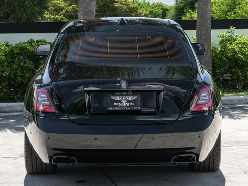 Used 2022 Rolls-Royce Ghost Black Badge AWD/4WD image 7