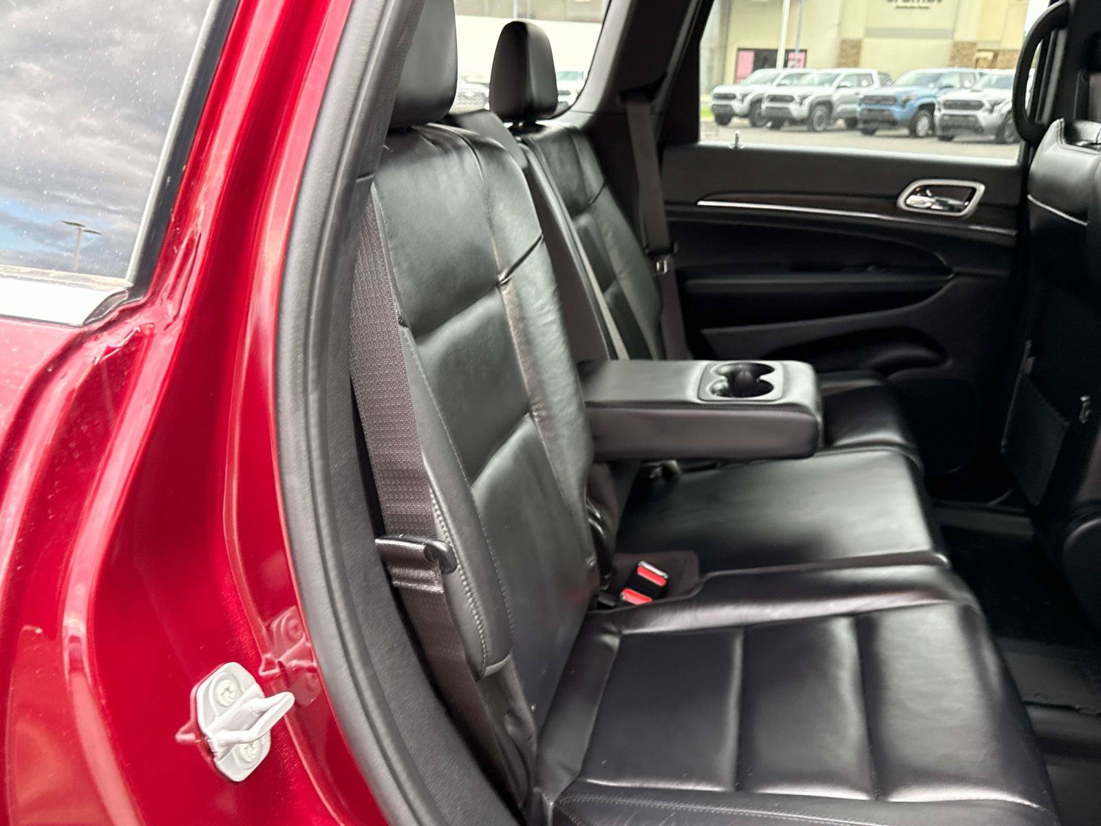 Used 2022 Jeep Grand Cherokee Limited AWD/4WD image 16