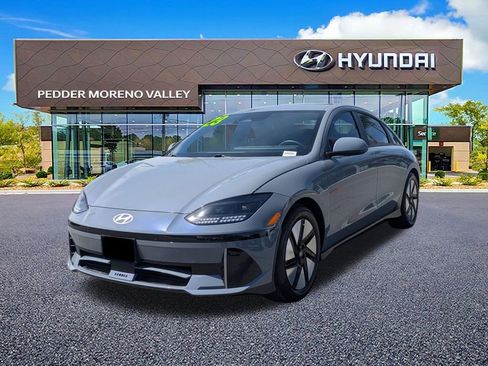 Used 2023 Hyundai Ioniq 6 SE w/ Cargo Package image 7