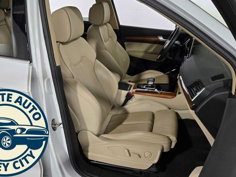 Used 2021 Audi Q5 2.0T Premium Plus w/ Premium Plus Package image 33