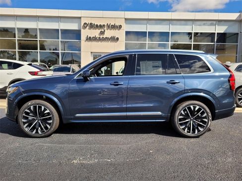 New 2026 Volvo XC90 B6 Plus w/ Protection Package Premier image 8