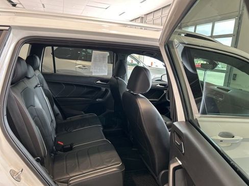 Used 2024 Volkswagen Tiguan SEL R-Line AWD/4WD image 20