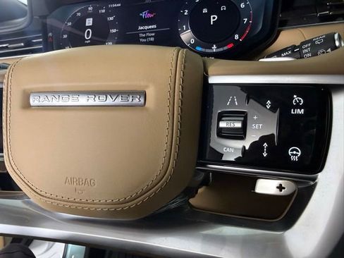 New 2025 Land Rover Range Rover Long Wheelbase SE image 19