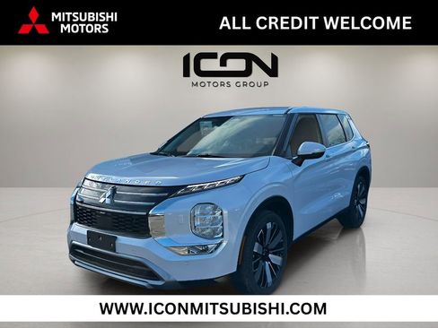 New 2026 Mitsubishi Outlander SE AWD/4WD image 1