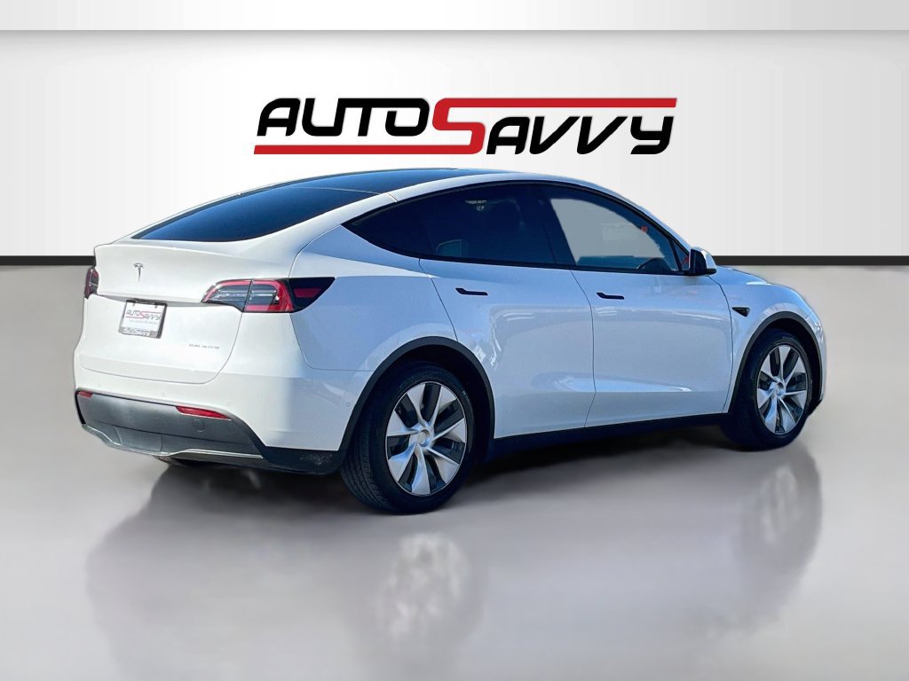 Used 2021 Tesla Model Y Long Range AWD/4WD image 7