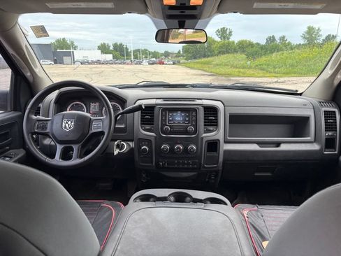 Used 2018 RAM 2500 Tradesman w/ Chrome Appearance Group AWD/4WD image 25