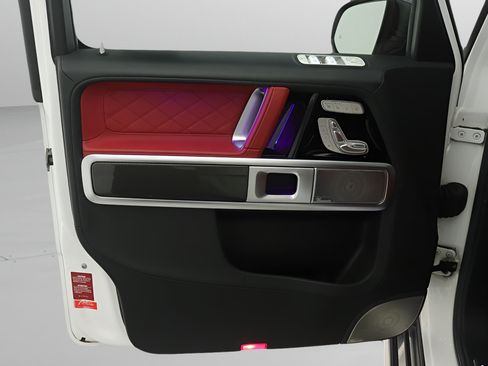 Certified 2022 Mercedes-Benz G 63 AMG 4MATIC image 17