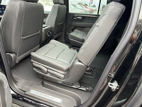 New 2026 Chevrolet Suburban Z71 w/ Comfort Package image 17