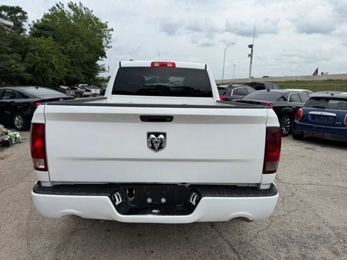 Used 2017 RAM 1500 Express RWD image 6