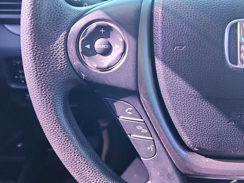 Used 2017 Honda Ridgeline Sport image 23