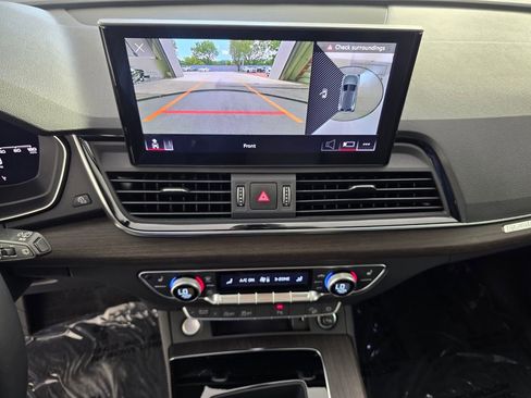 Used 2023 Audi Q5 2.0T Premium Plus w/ Premium Plus Package AWD/4WD image 22
