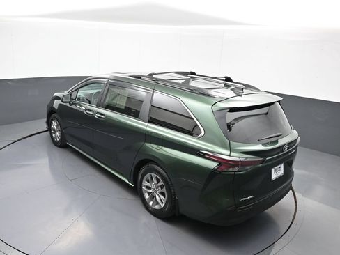 Certified 2025 Toyota Sienna XLE w/ XLE Plus Package AWD/4WD image 42