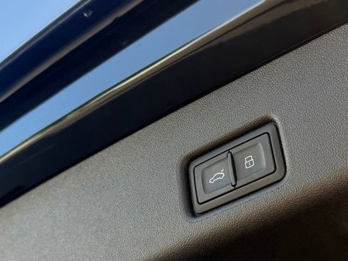 Certified 2025 Audi Q5 Premium Plus w/ Premium Plus AWD/4WD image 29