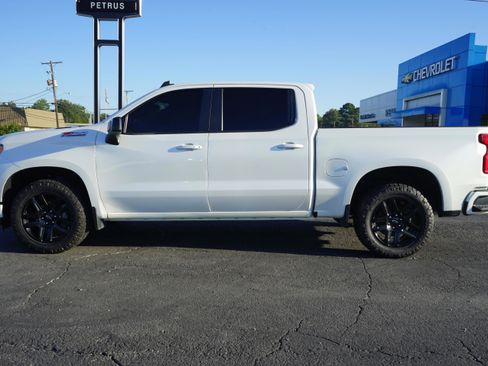 Used 2021 Chevrolet Silverado 1500 RST w/ Texas Edition Plus image 2