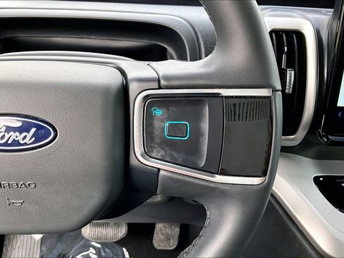 Certified 2025 Ford Expedition Max Active image 18