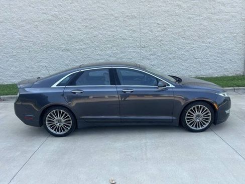 Used 2014 Lincoln MKZ AWD image 12