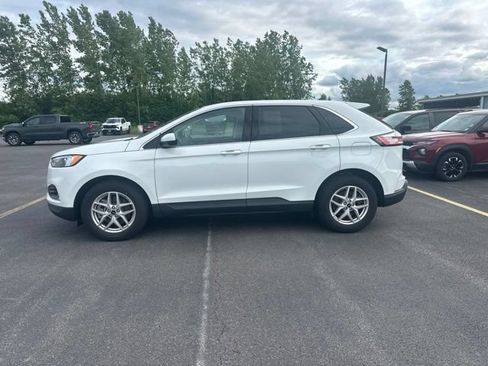 Used 2023 Ford Edge SEL w/ Convenience Package AWD/4WD image 5
