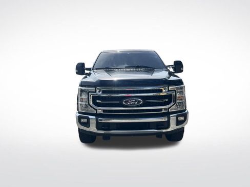 Used 2021 Ford F250 Lariat w/ Lariat Value Package AWD/4WD image 3