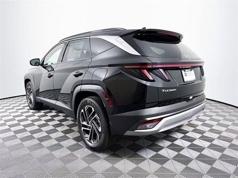 New 2025 Hyundai Tucson Limited image 4