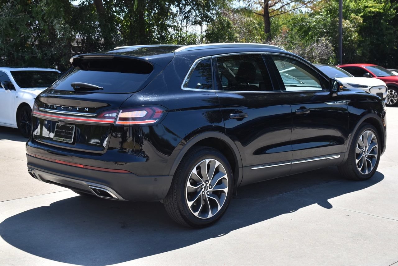 Used 2023 Lincoln Nautilus Reserve w/ Equipment Group 201A AWD/4WD image 7