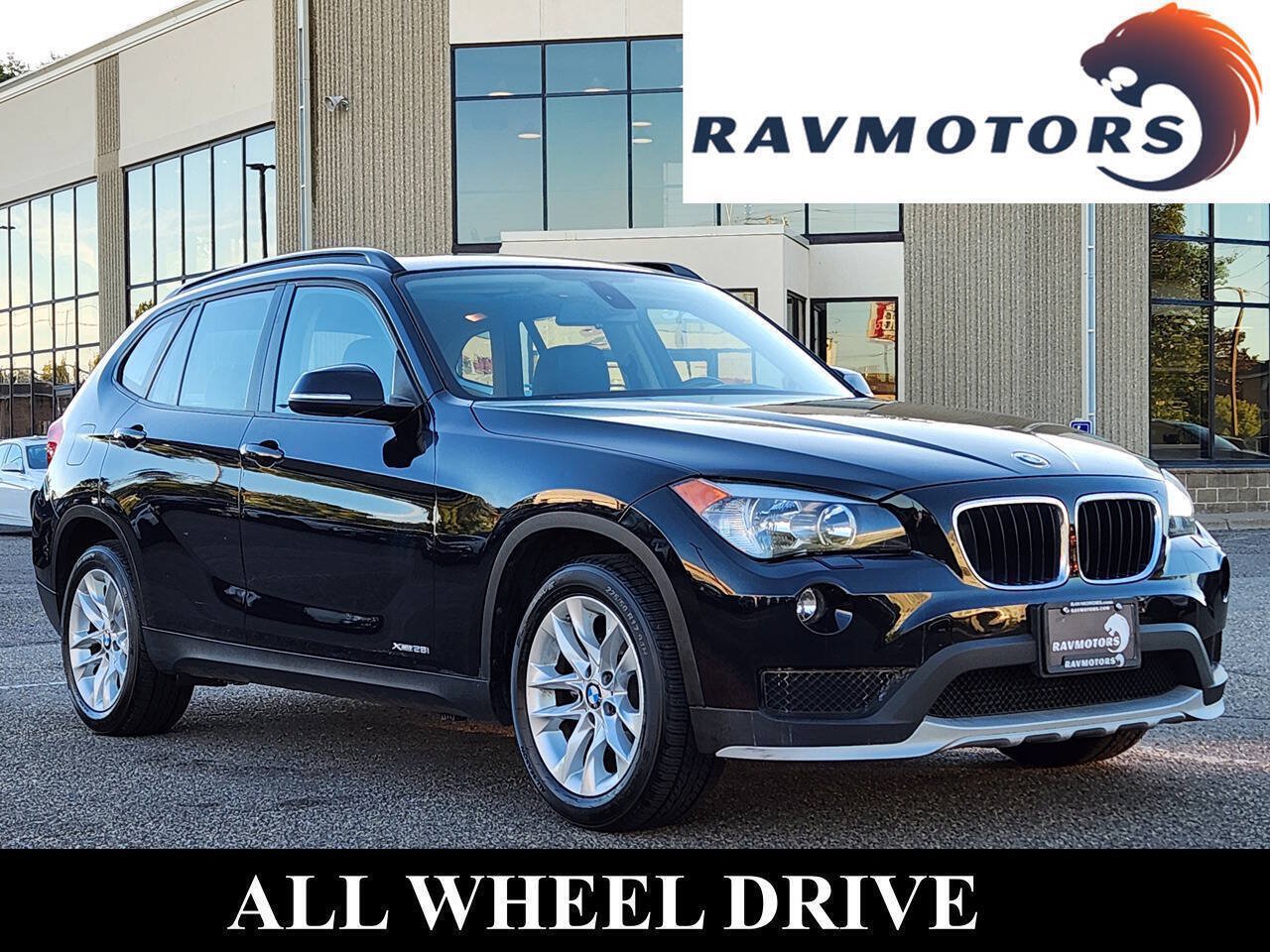 Used 2015 BMW X1 xDrive28i AWD/4WD image 1