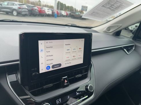 Used 2023 Toyota Corolla Cross LE w/ Moonroof Package image 20