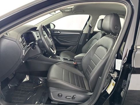 Used 2024 Volkswagen Jetta SE image 26