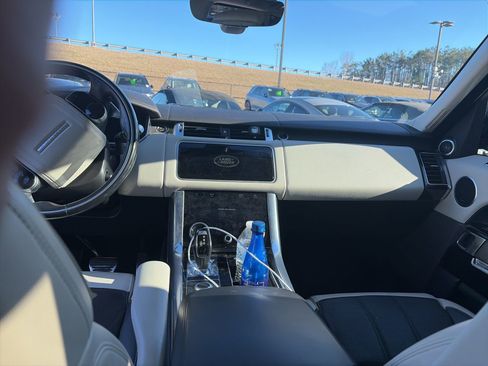 Used 2019 Land Rover Range Rover Sport Autobiography image 15