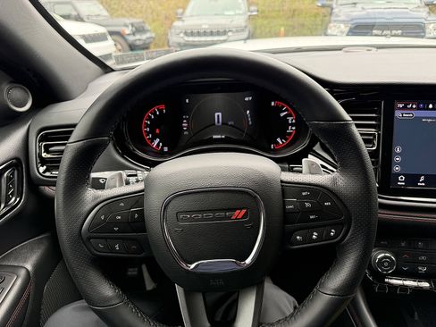 Used 2025 Dodge Durango GT image 25