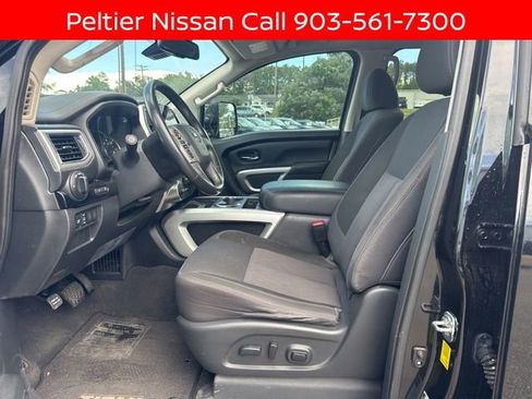 Certified 2021 Nissan Titan SV w/ SV Convenience Package AWD/4WD image 10