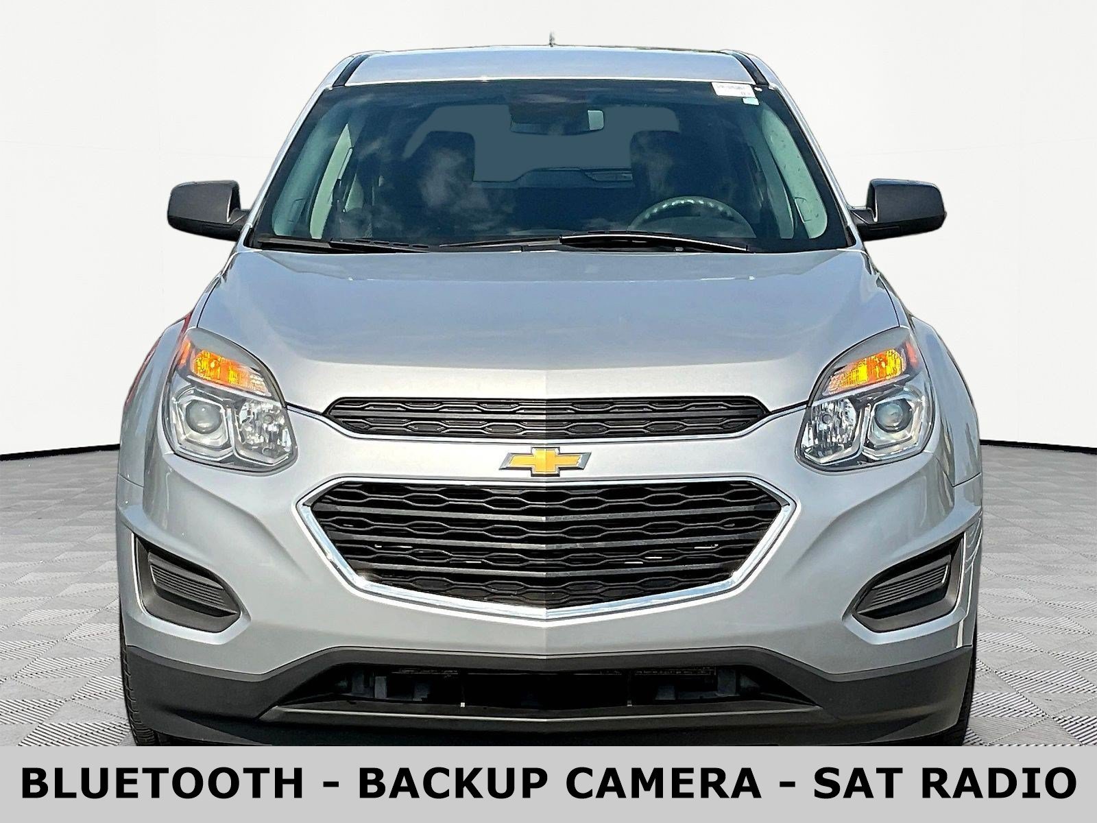 Used 2017 Chevrolet Equinox LS FWD image 2