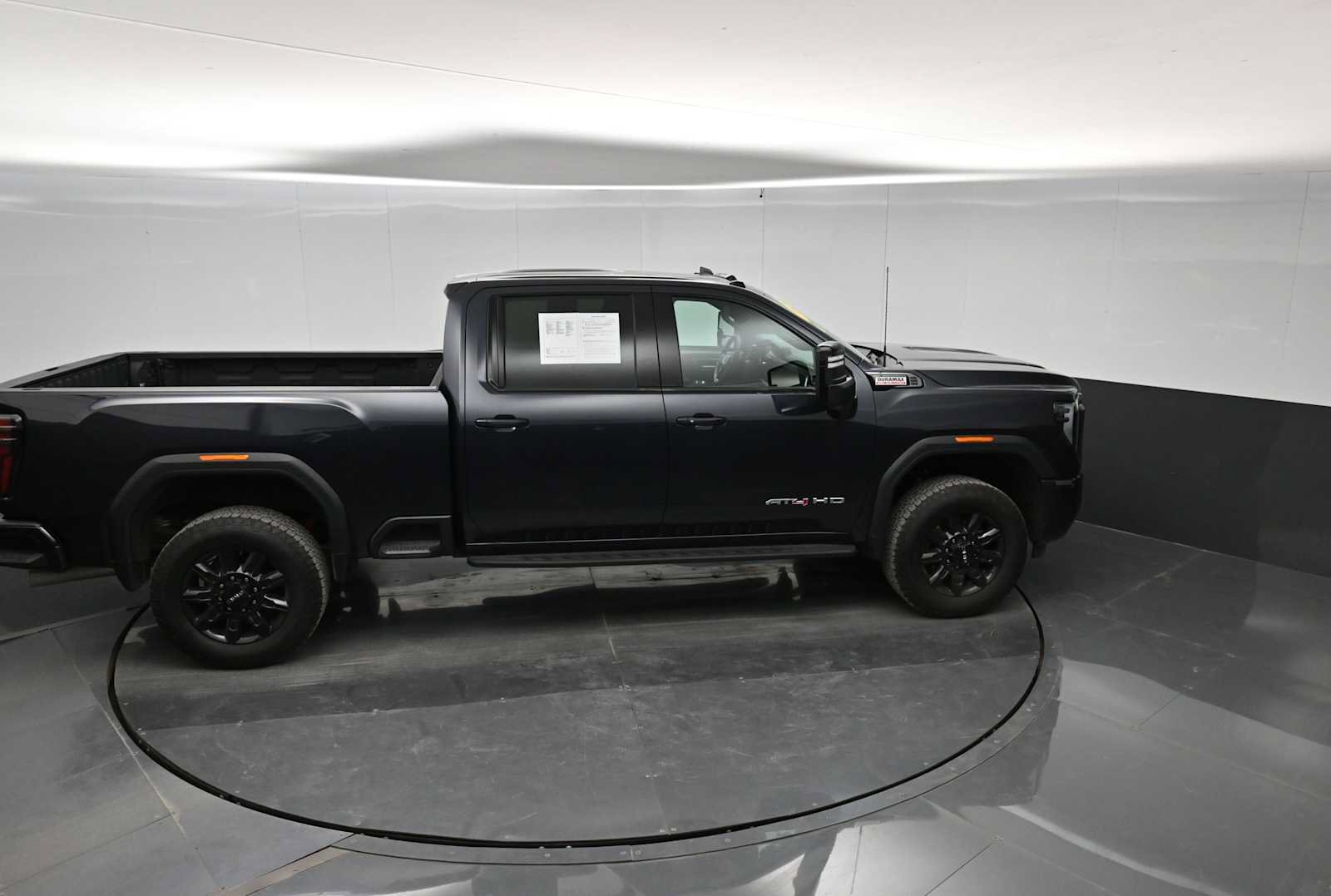 Used 2024 GMC Sierra 2500 AT4 w/ AT4 Premium Plus Package AWD/4WD image 41