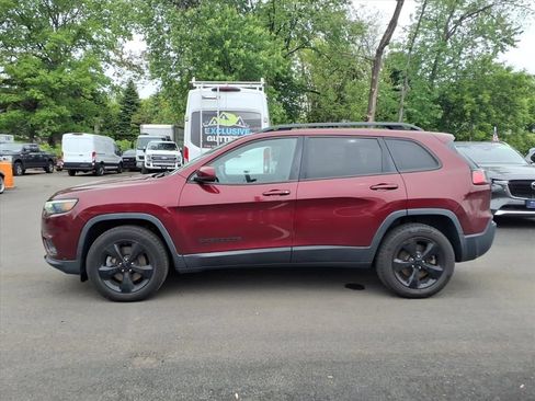 Used 2019 Jeep Cherokee Latitude Plus AWD/4WD image 19