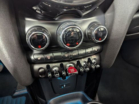 Used 2020 MINI Cooper S image 40