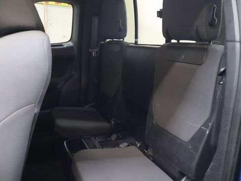 Used 2017 Toyota Tacoma TRD Sport image 14