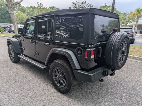 Used 2024 Jeep Wrangler Unlimited Sport AWD/4WD image 5