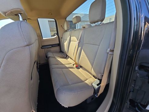 Used 2015 Ford F150 XLT w/ Equipment Group 301A Mid RWD image 16